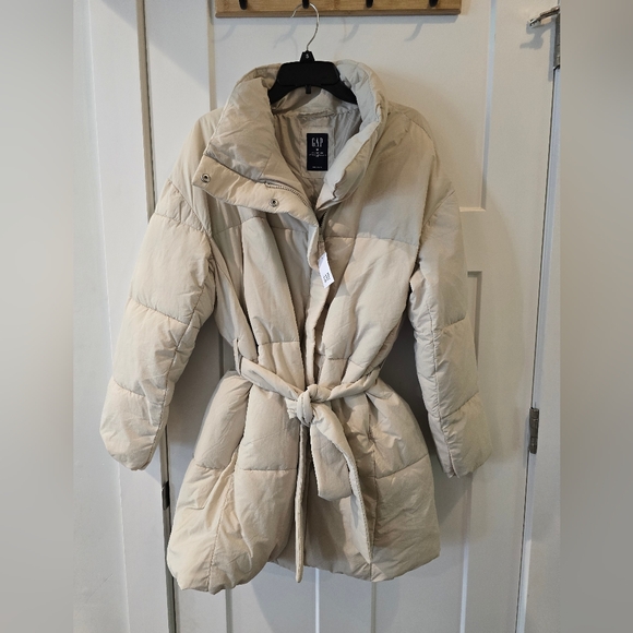 BNWT Gap- Duvet Puffer Jacket - Picture 2 of 3